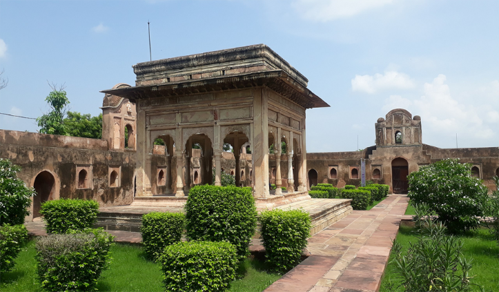 Maharaja Gangadhar Rao ki Chathri